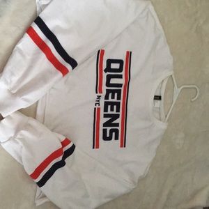 Long sleeve crop too with labeled designs